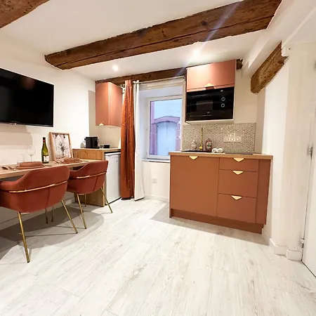Apartment Ruby